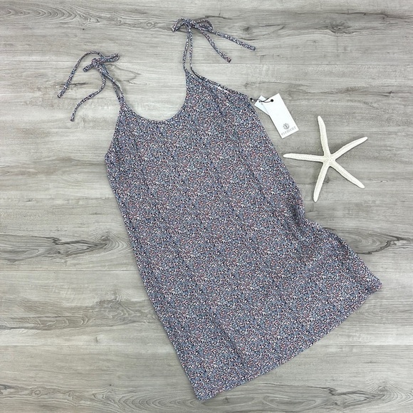 🔆ELEMENT🔆SLIPPERY DRESS - Picture 2 of 11